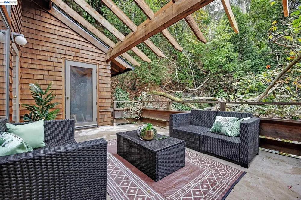 7360 Claremont Ave Berkeley, CA 94705
