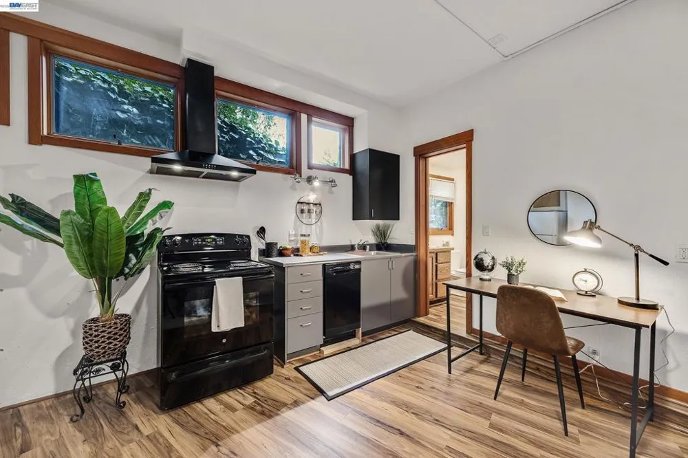 7360 Claremont Ave Berkeley, CA 94705