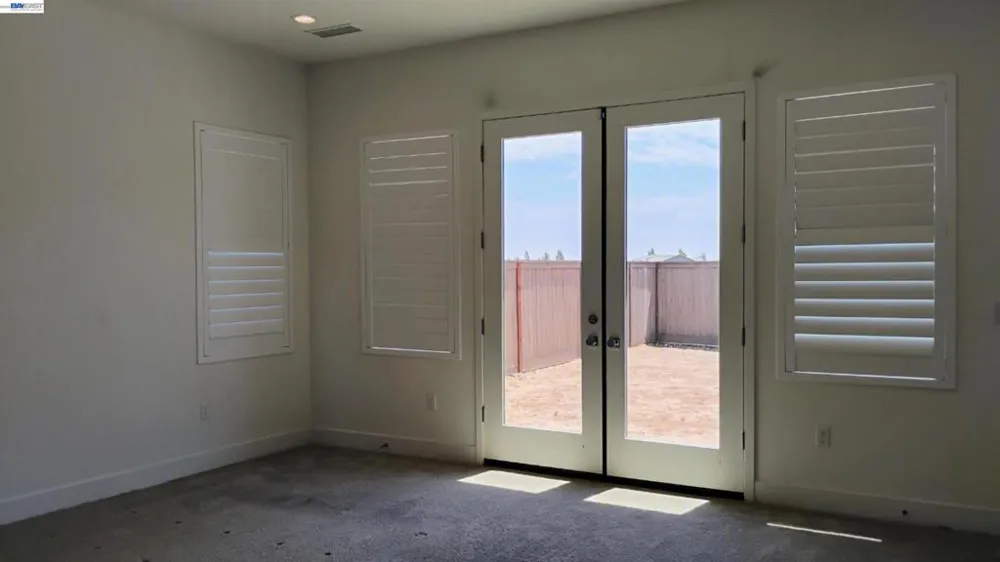 965 Beaver Pond Loop Madera, CA 93636