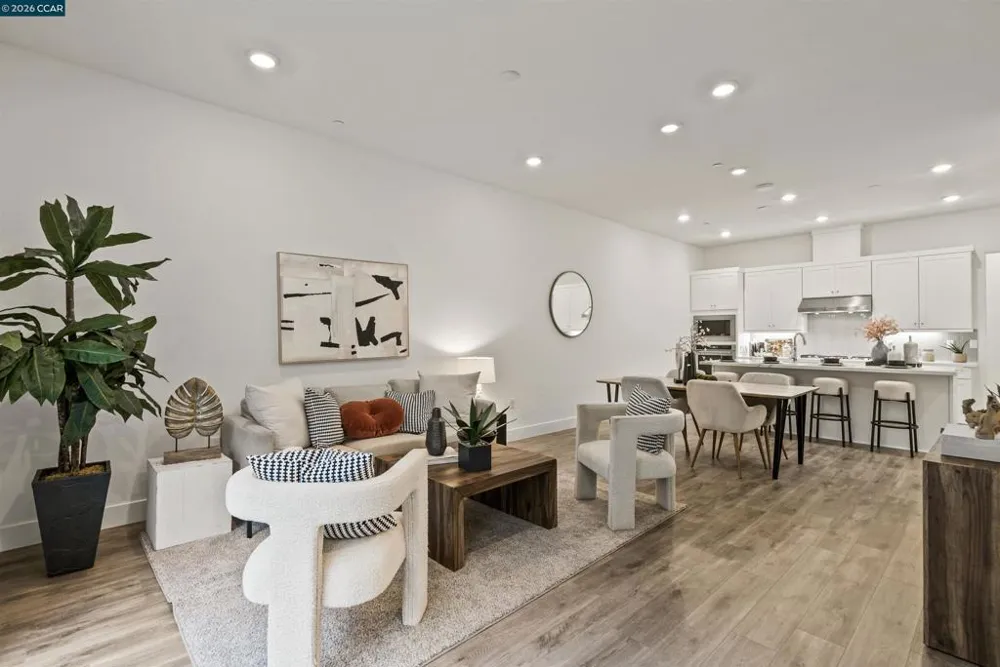 1112 Althea Terrace #4 Sunnyvale, CA 94086