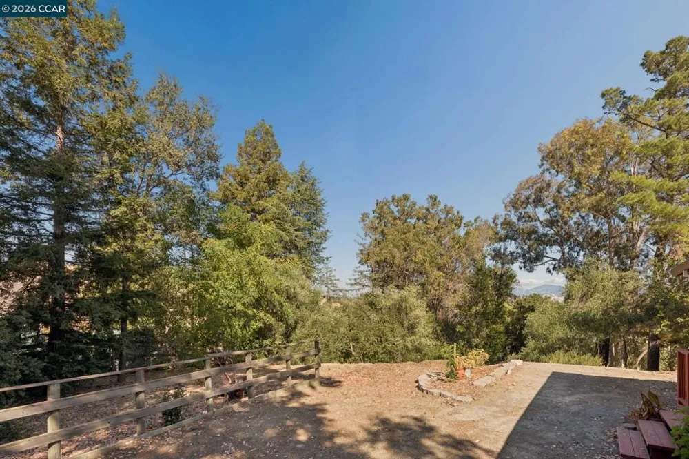 834 Carter Acres Ln Martinez, CA 94553