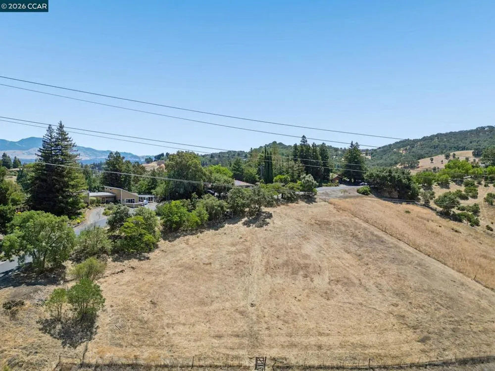 834 Carter Acres Ln Martinez, CA 94553