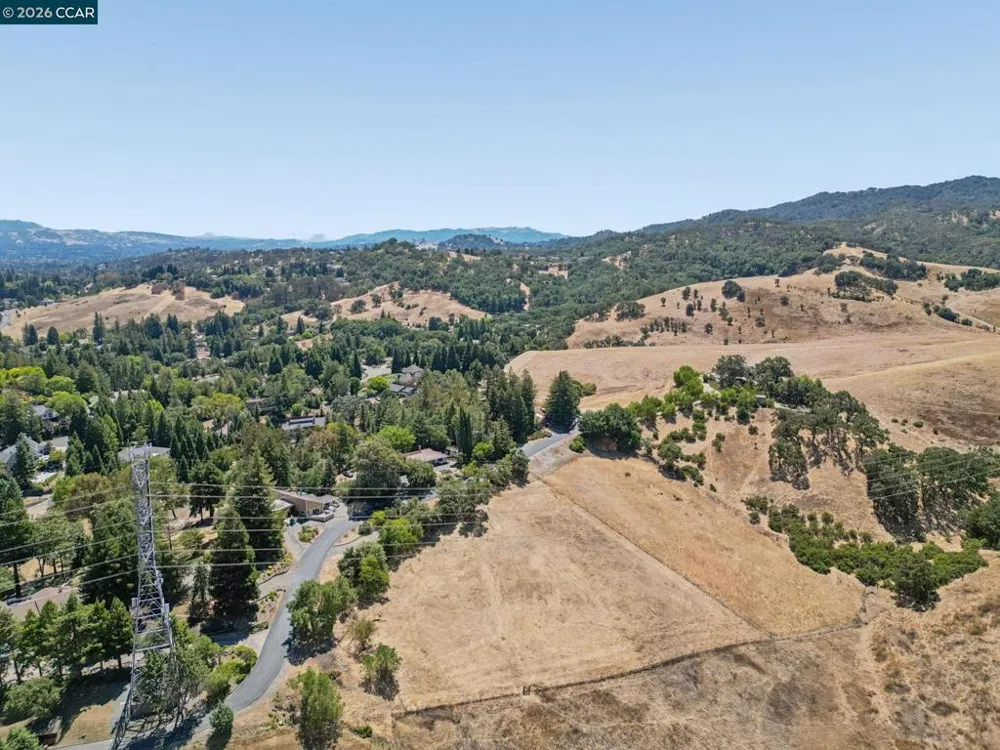 834 Carter Acres Ln Martinez, CA 94553