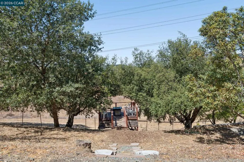 834 Carter Acres Ln Martinez, CA 94553
