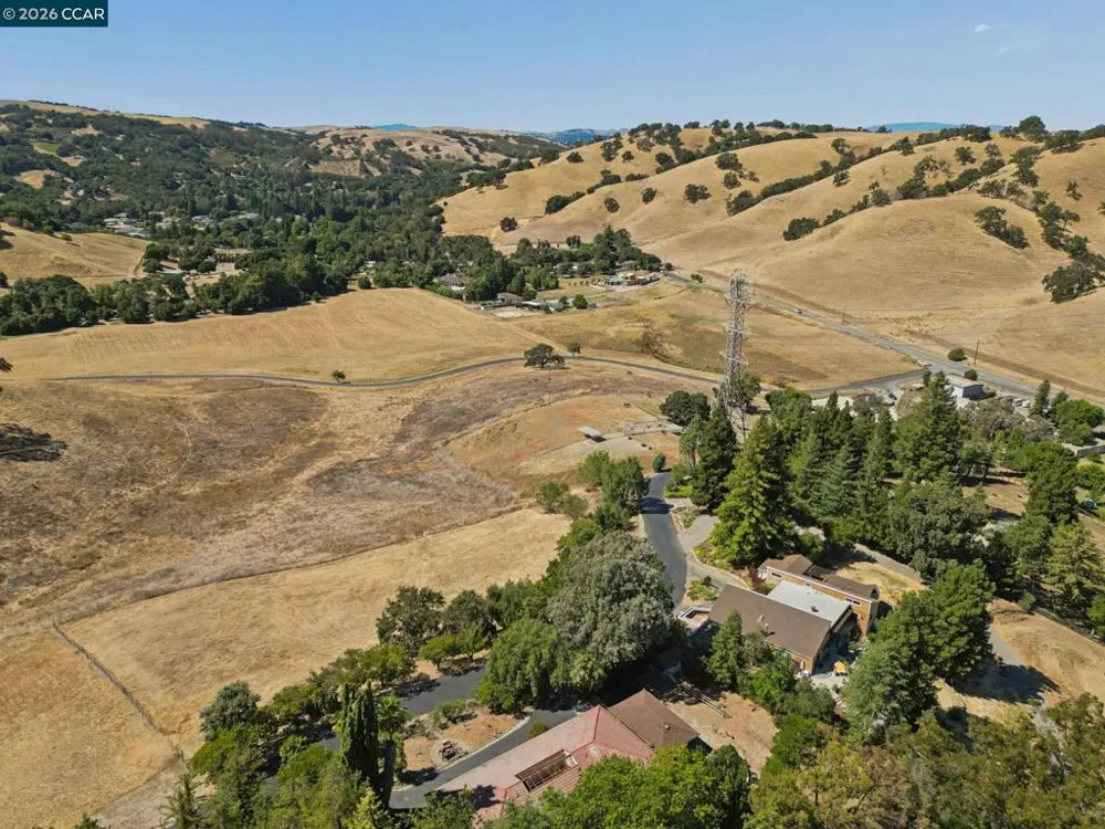 834 Carter Acres Ln Martinez, CA 94553