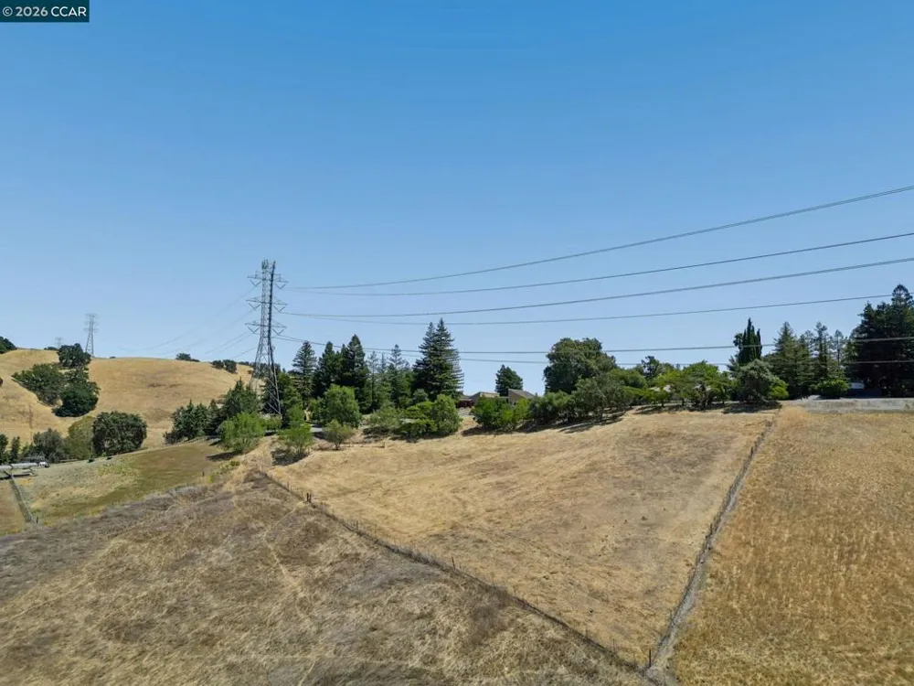 834 Carter Acres Ln Martinez, CA 94553