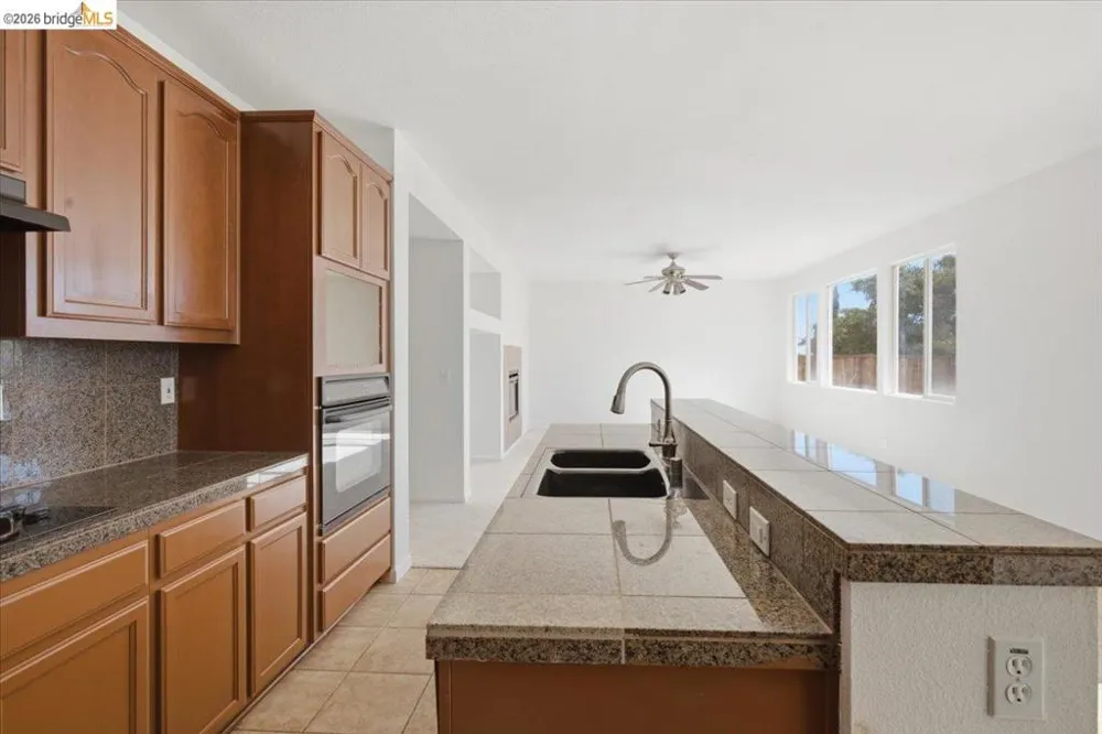 3915 Hummingbird Drive Antioch, CA 94509