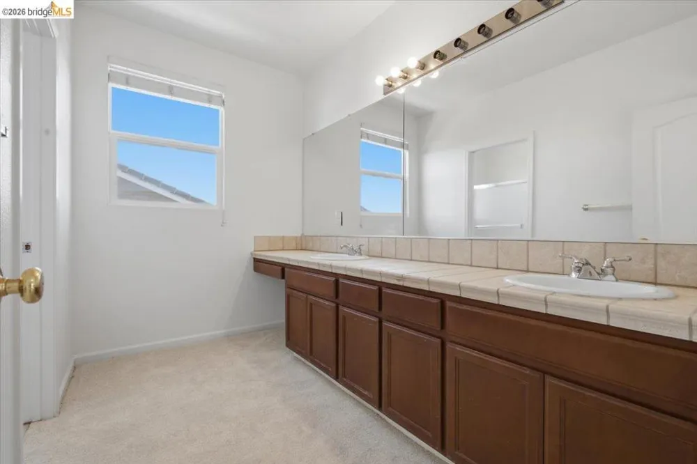 3915 Hummingbird Drive Antioch, CA 94509