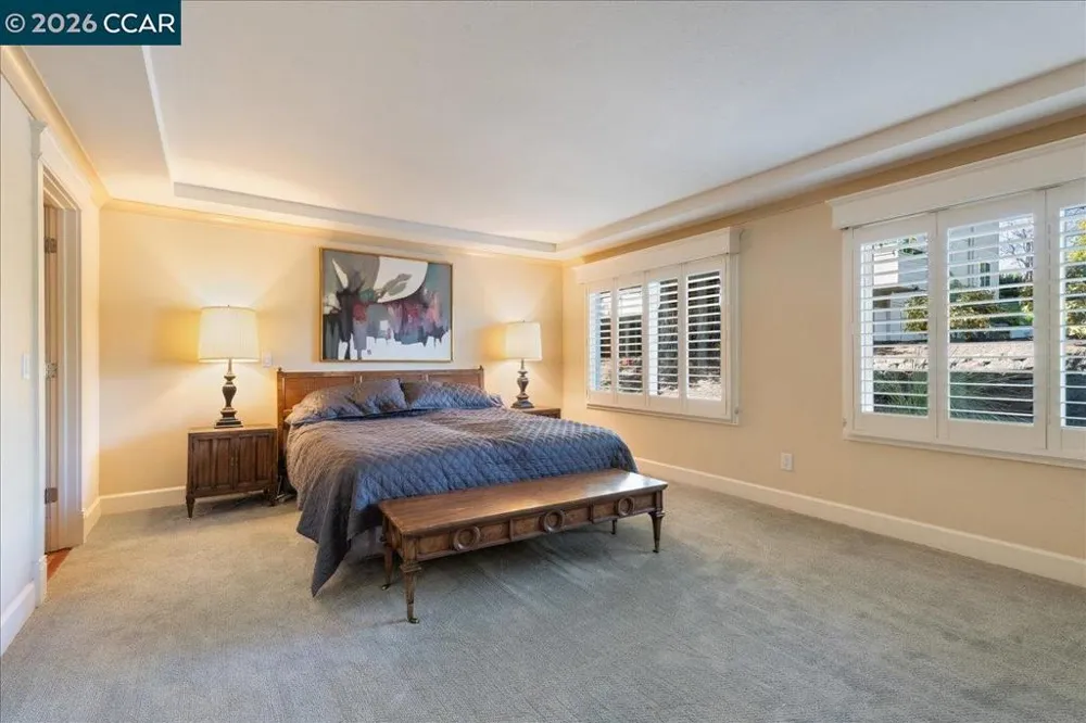 2100 Skycrest Dr #12 Walnut Creek, CA 94595
