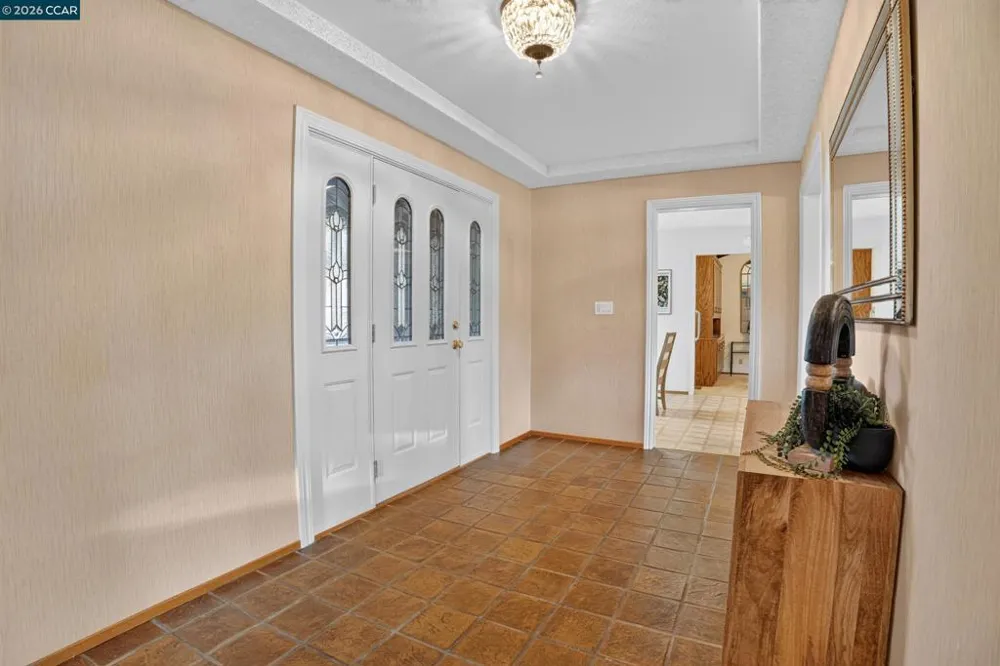 8 Casey Glen Ct Clayton, CA 94517