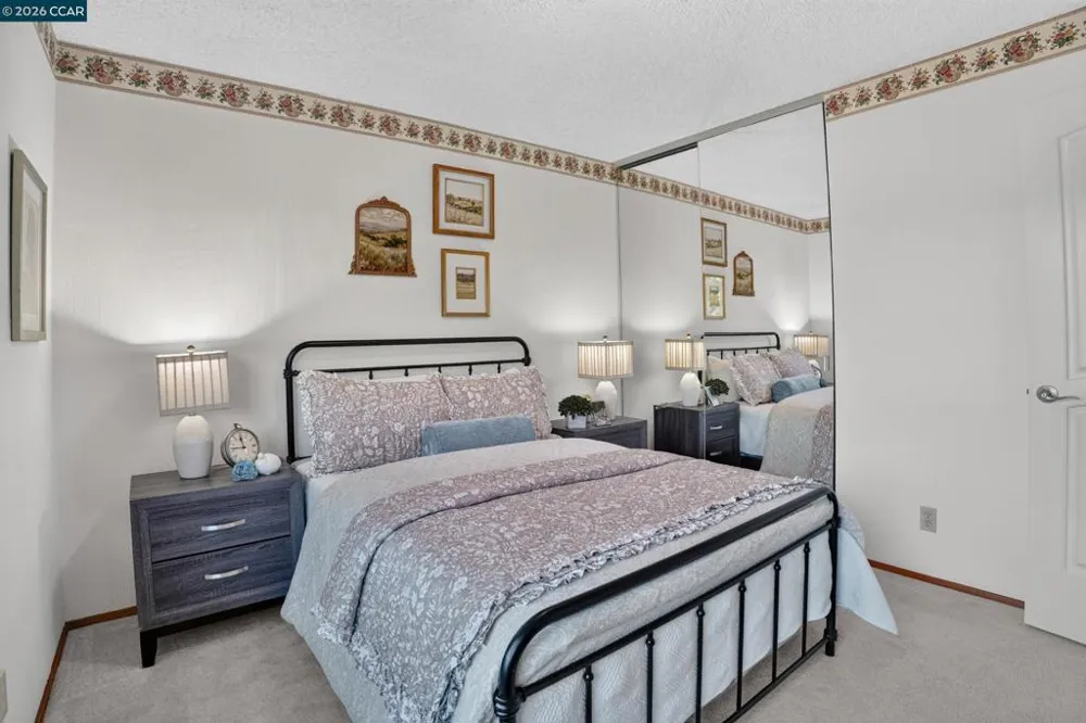 8 Casey Glen Ct Clayton, CA 94517