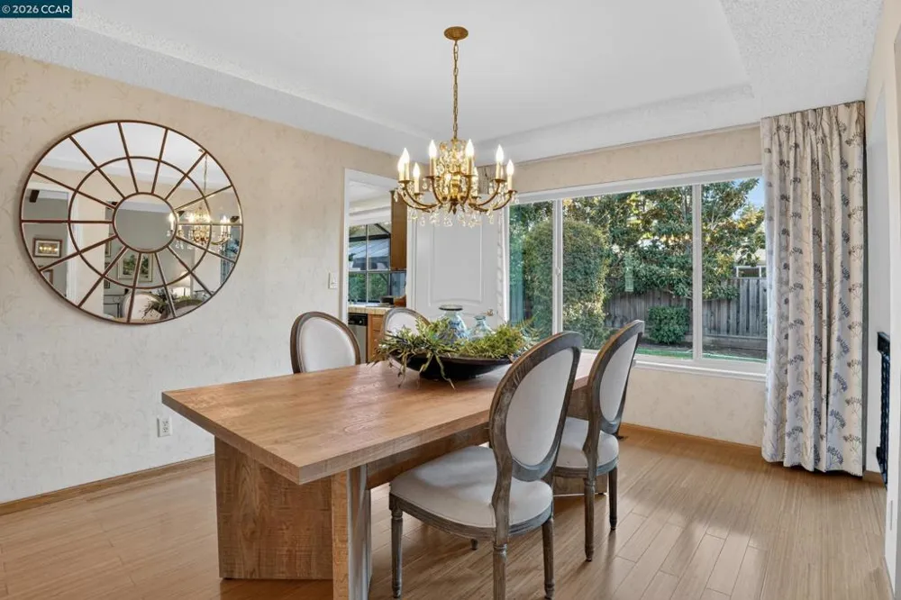 8 Casey Glen Ct Clayton, CA 94517