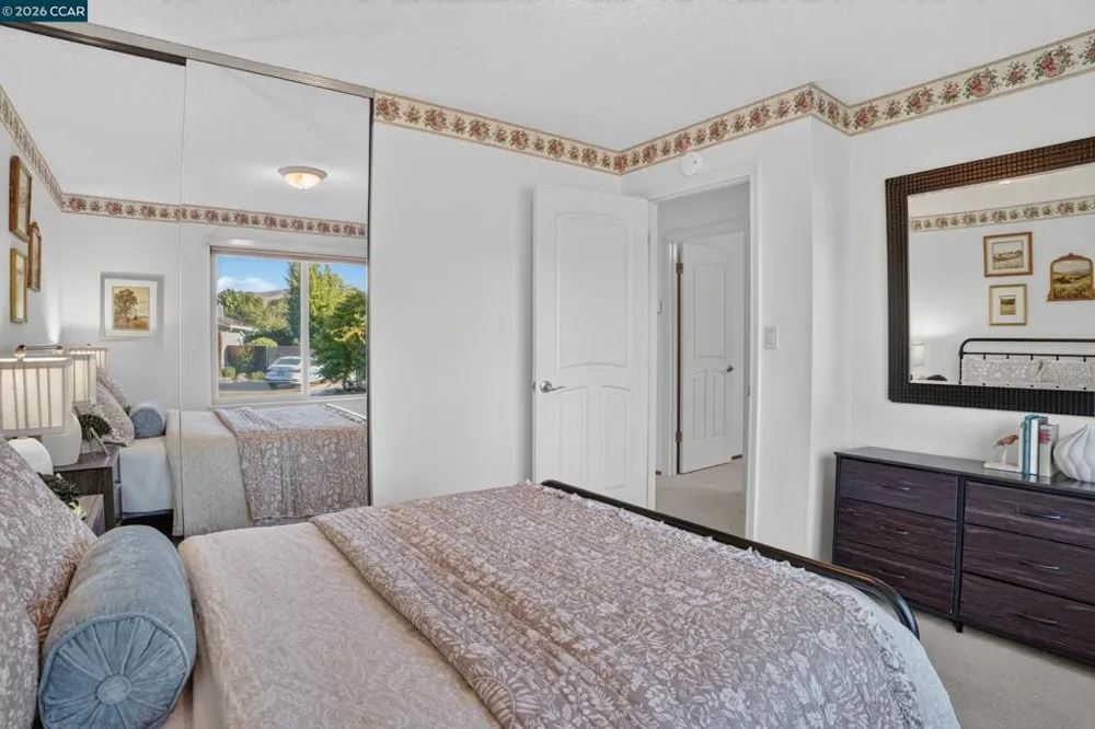 8 Casey Glen Ct Clayton, CA 94517