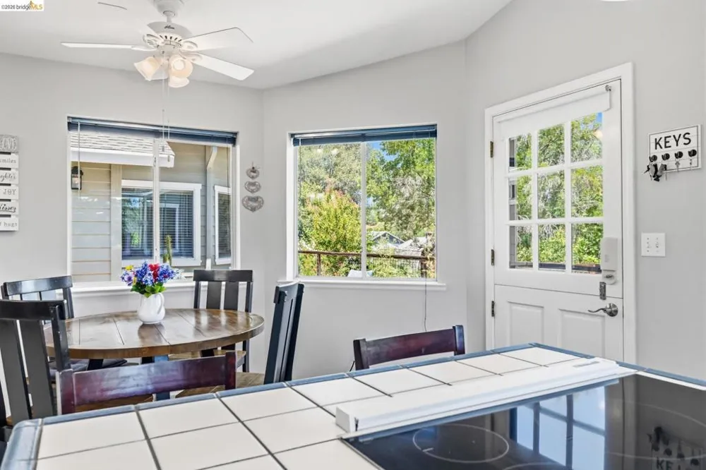 18570 Pradera Real Rd Sonora, CA 95370