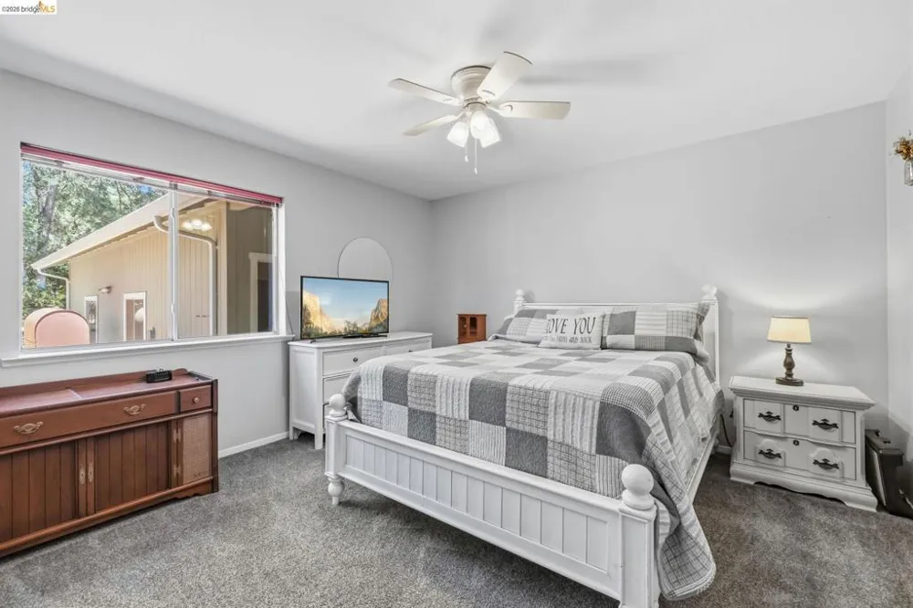 18570 Pradera Real Rd Sonora, CA 95370