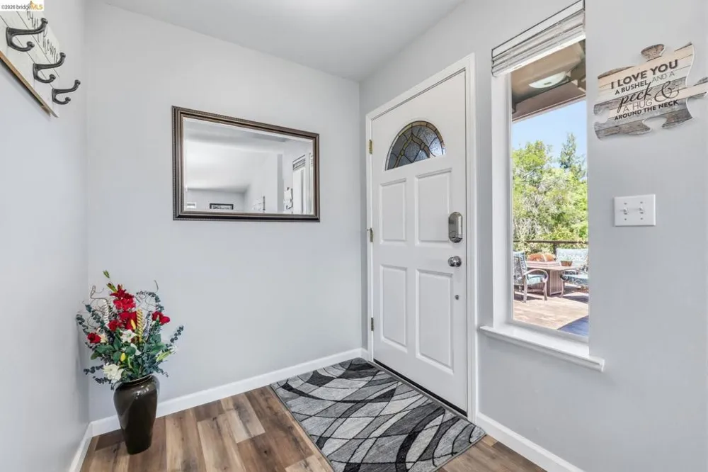 18570 Pradera Real Rd Sonora, CA 95370