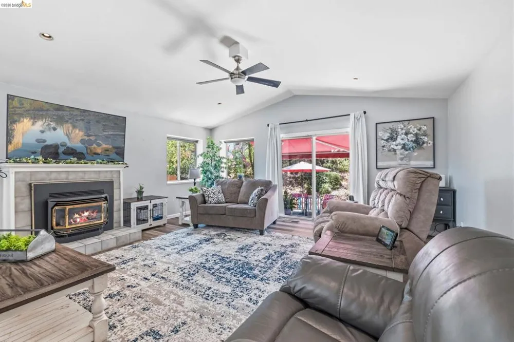 18570 Pradera Real Rd Sonora, CA 95370