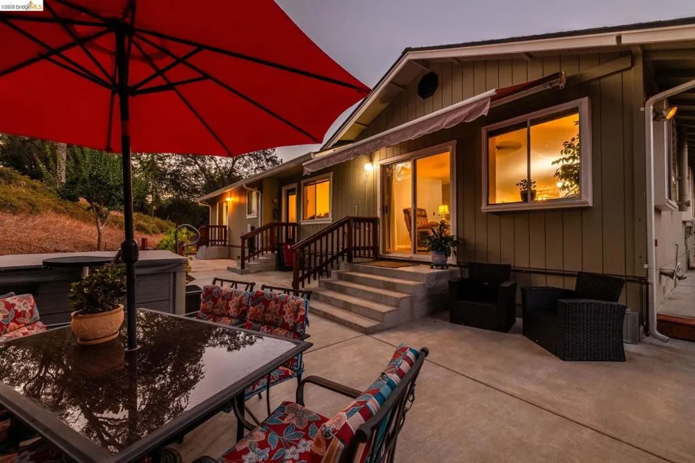 18570 Pradera Real Rd Sonora, CA 95370