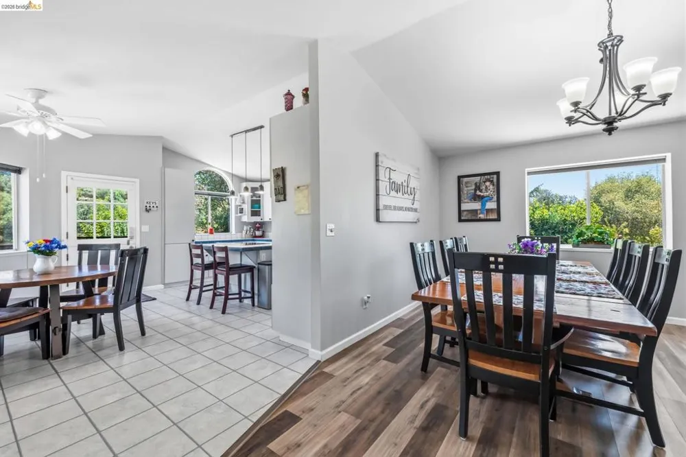 18570 Pradera Real Rd Sonora, CA 95370