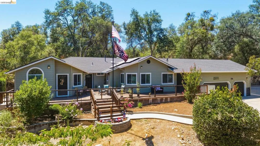 18570 Pradera Real Rd Sonora, CA 95370