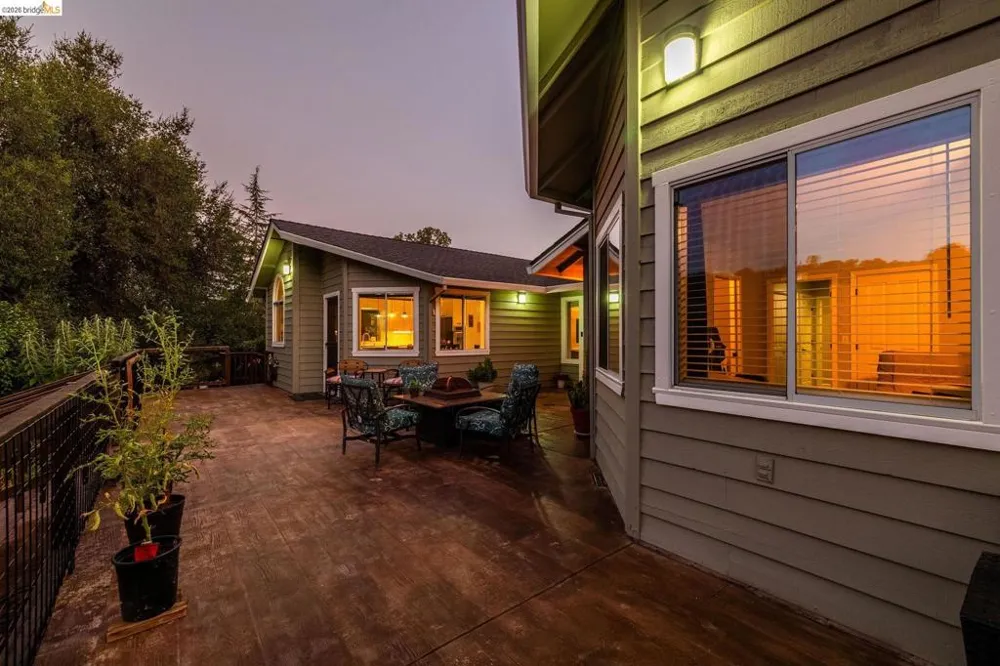 18570 Pradera Real Rd Sonora, CA 95370
