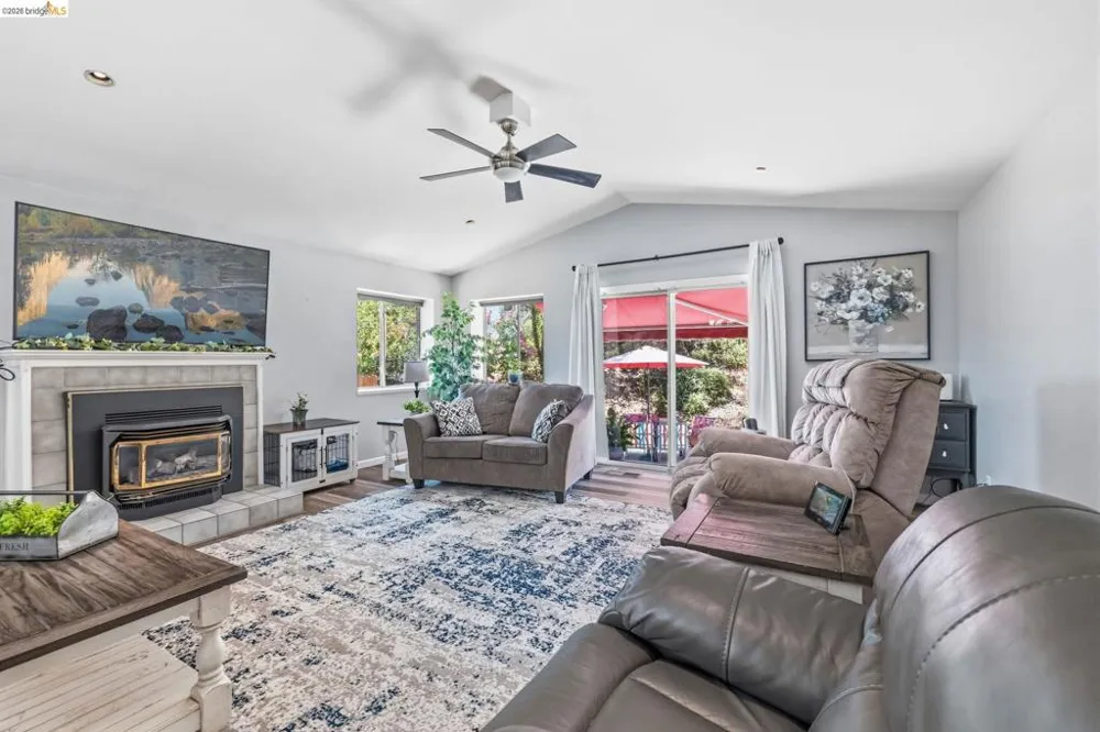 18570 Pradera Real Rd Sonora, CA 95370