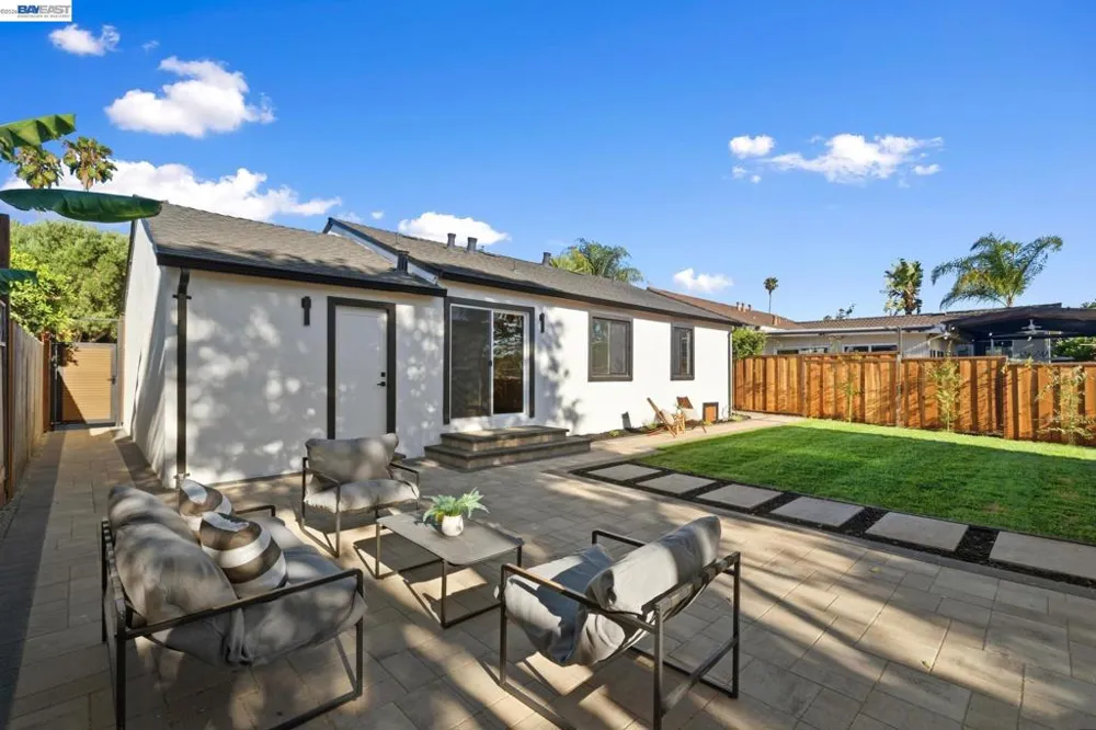 43163 Starr St Fremont, CA 94539