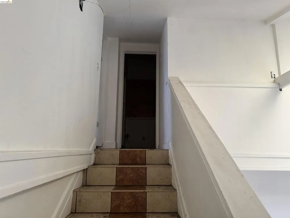 4 18Th St Richmond, CA 94801