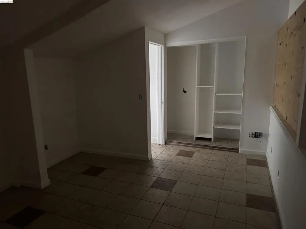 4 18Th St Richmond, CA 94801