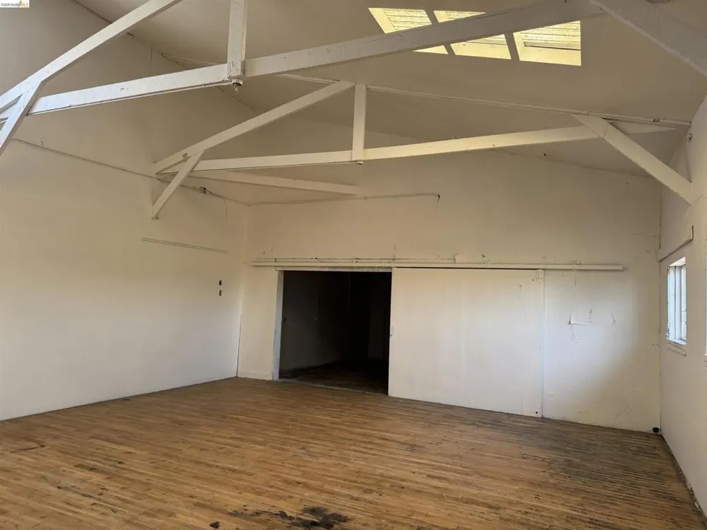 4 18Th St Richmond, CA 94801