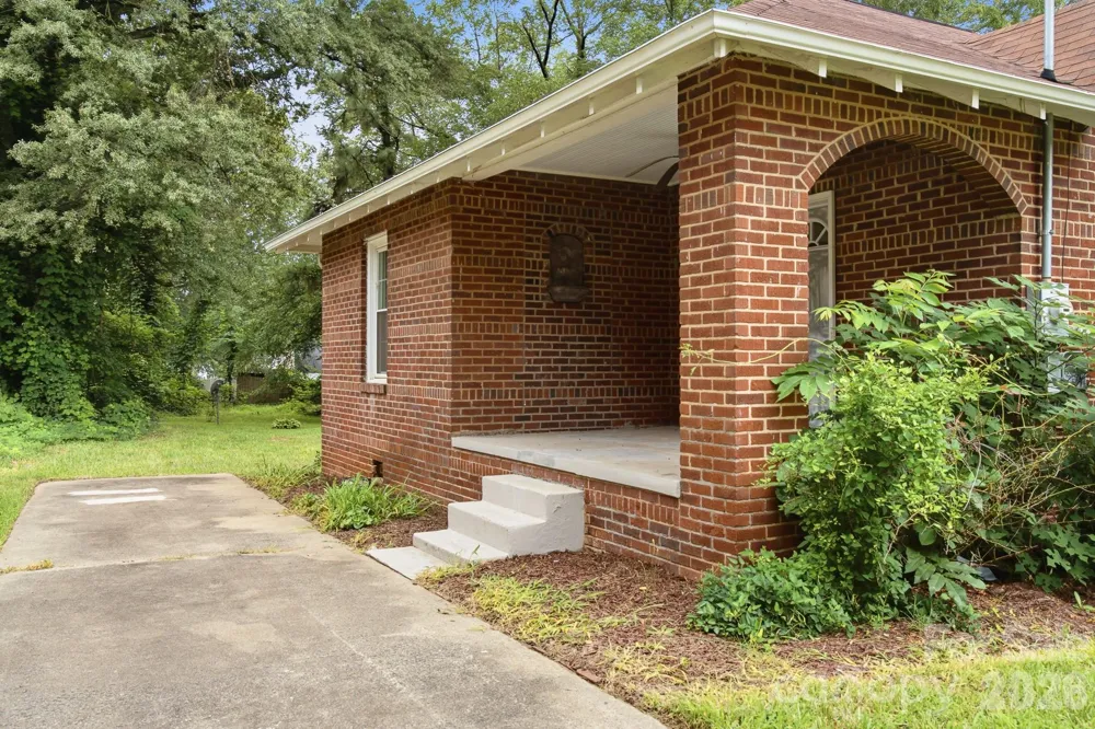 626 S Green Street Statesville, NC 28677