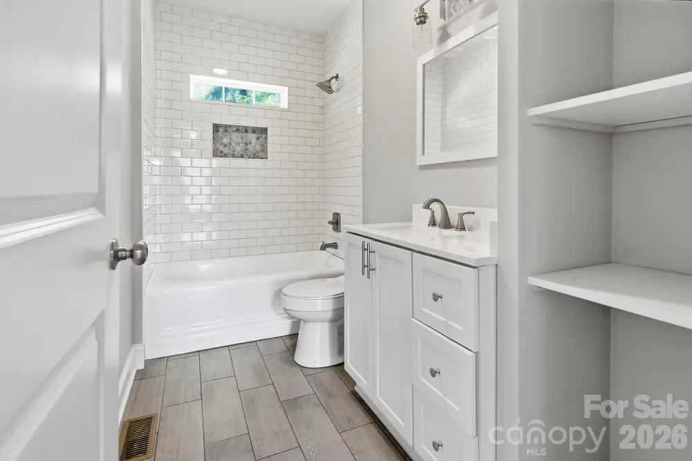 626 S Green Street Statesville, NC 28677