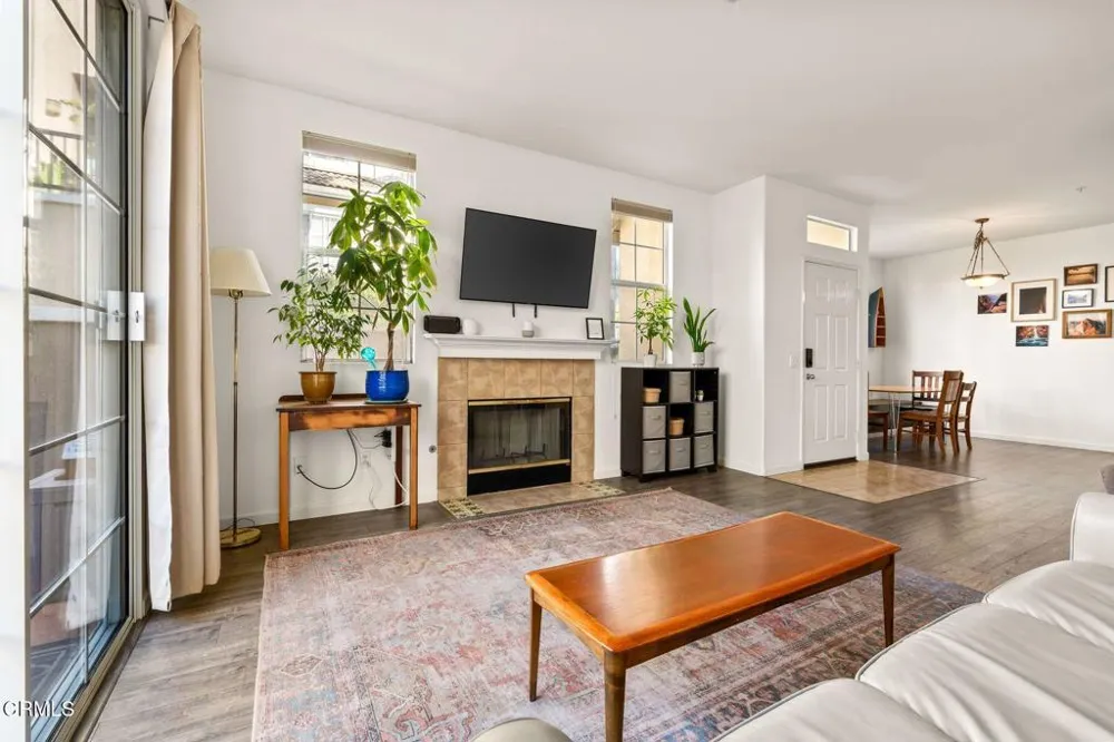 2334 Kipana Avenue Ventura, CA 93001