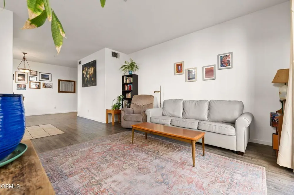 2334 Kipana Avenue Ventura, CA 93001
