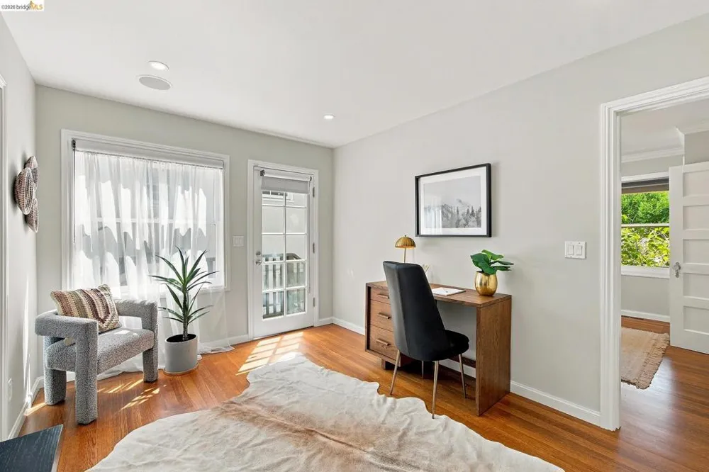 90 Oakmont Avenue Piedmont, CA 94610