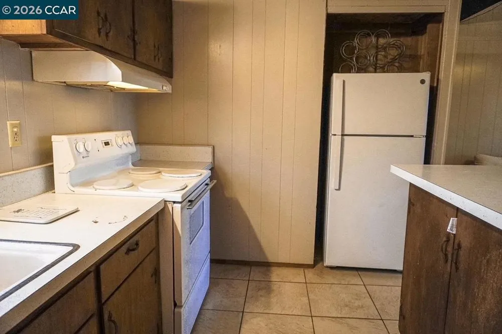 12773 Shoreview Dr Clearlake Oaks, CA 95423