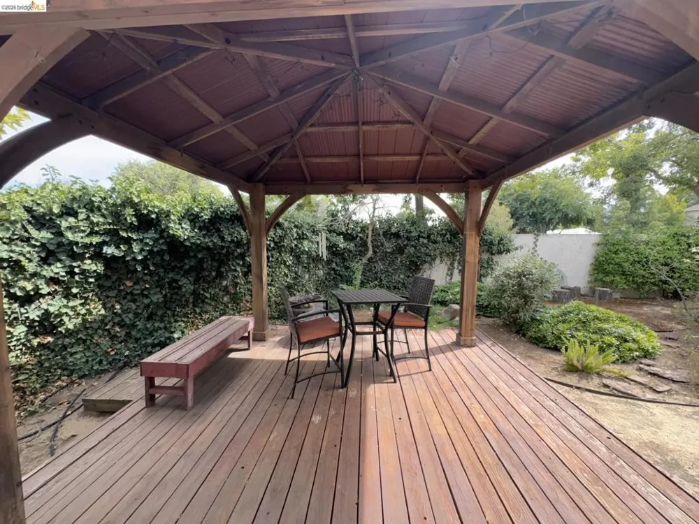 400 Pinenut St Oakley, CA 94561