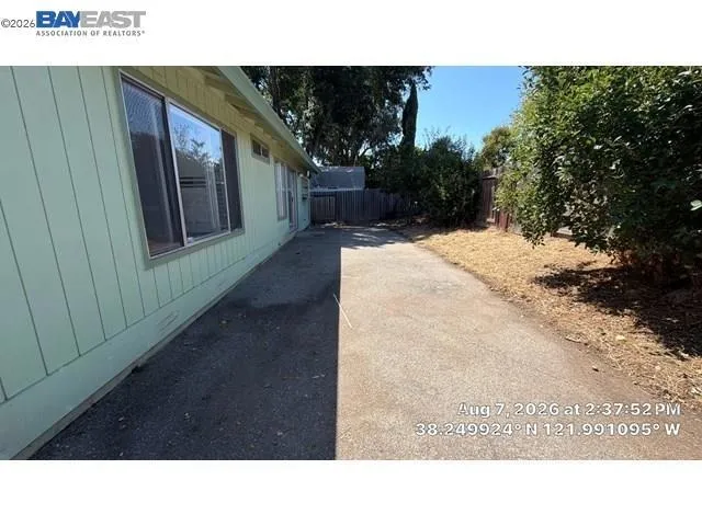 1418 Prospect Way Suisun City, CA 94585