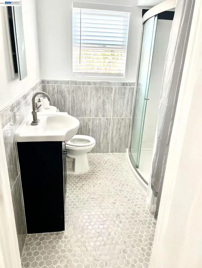 441 Bartlett Ave San Lorenzo, CA 94541