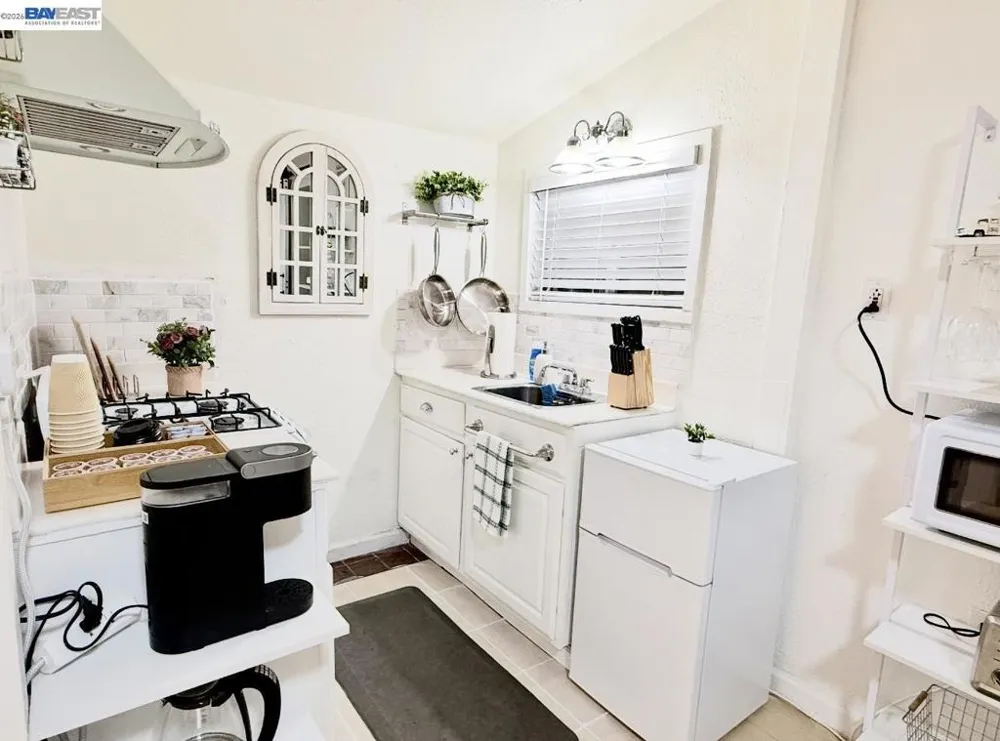441 Bartlett Ave San Lorenzo, CA 94541