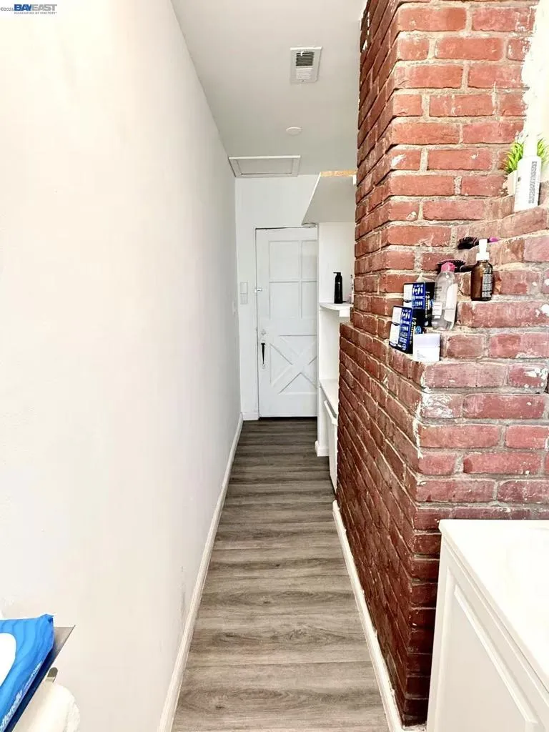 441 Bartlett Ave San Lorenzo, CA 94541