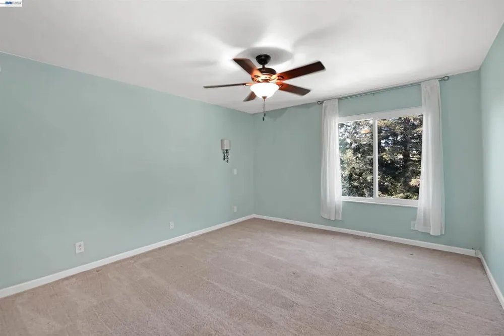 37168 Meadowbrook Cmn #304 Fremont, CA 94536