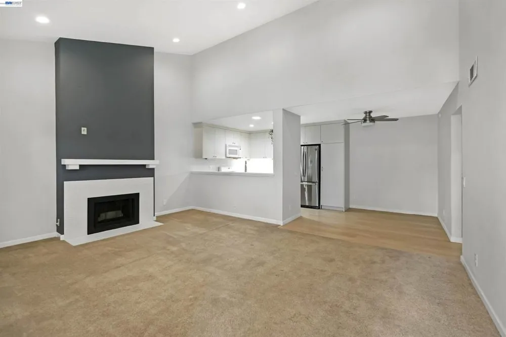37168 Meadowbrook Cmn #304 Fremont, CA 94536