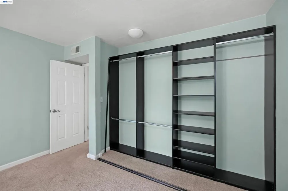 37168 Meadowbrook Cmn #304 Fremont, CA 94536