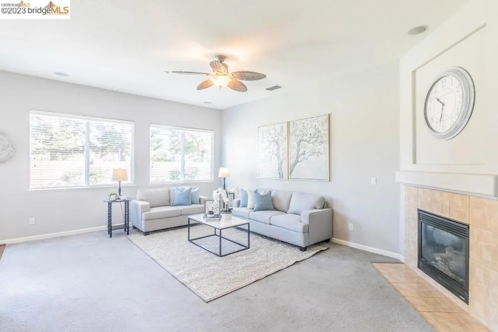 1055 meadow brook court Brentwood, CA 94513