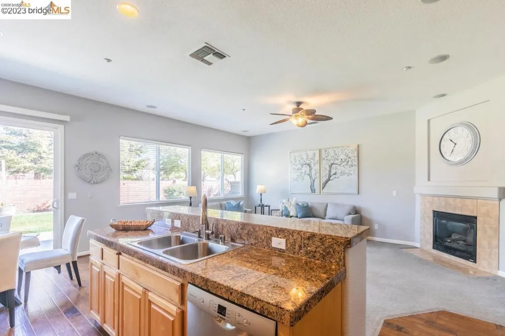 1055 meadow brook court Brentwood, CA 94513