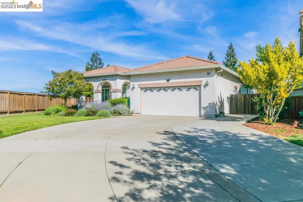 1055 meadow brook court Brentwood, CA 94513