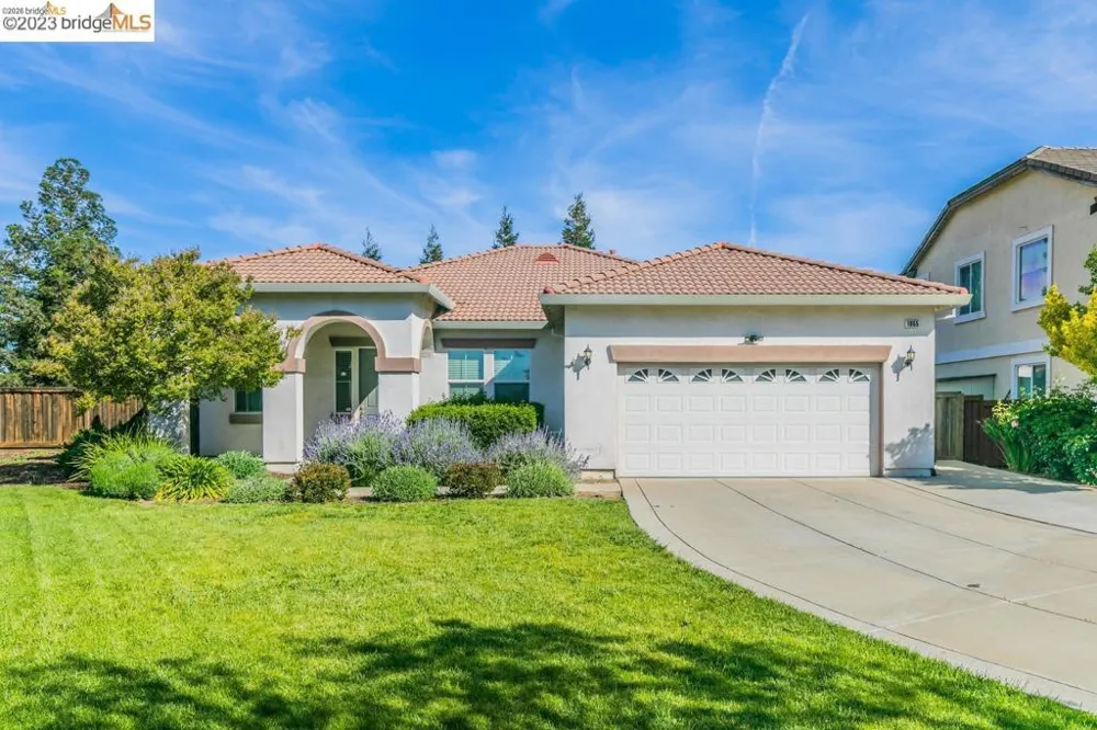 1055 meadow brook court Brentwood, CA 94513