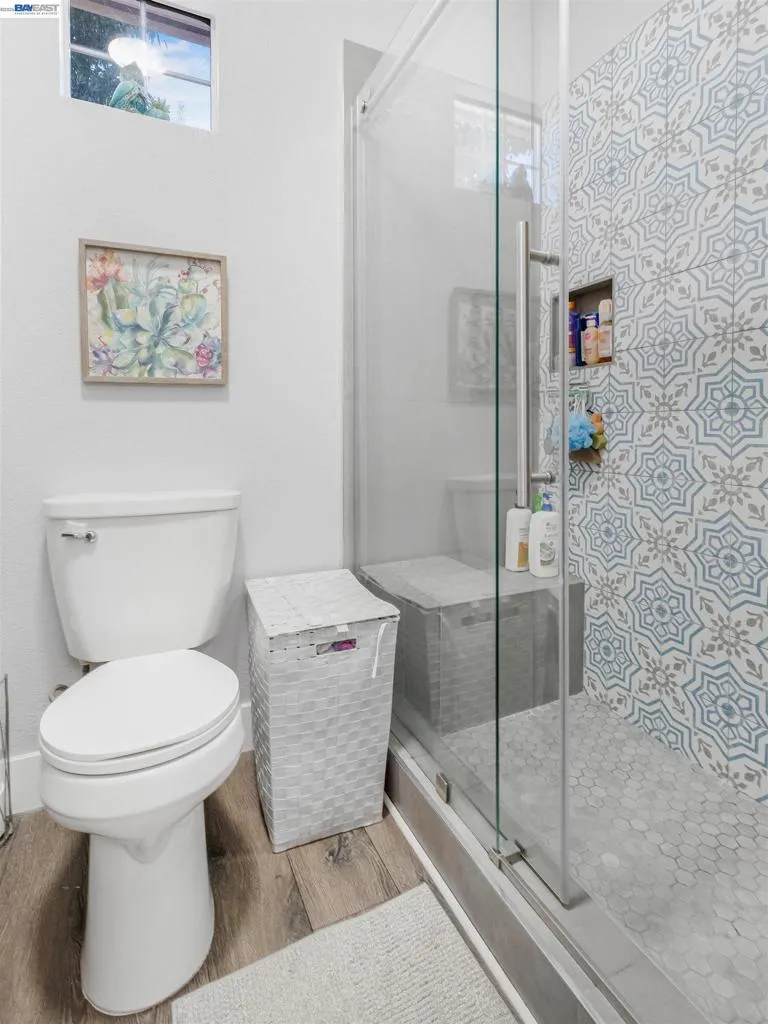 308 Arrowhead Way Hayward, CA 94544