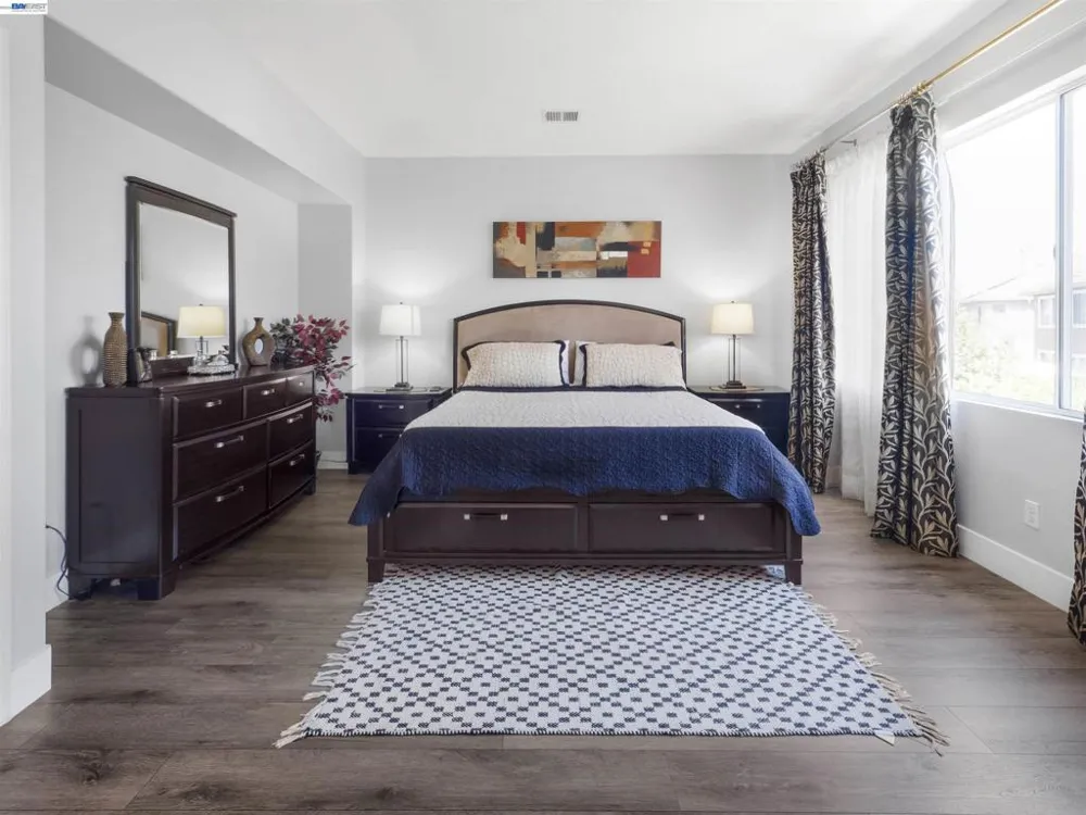 308 Arrowhead Way Hayward, CA 94544